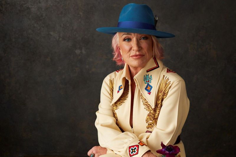 Tanya-tucker-1-2000-62c30e59476440a28e7bde159ceaf436.