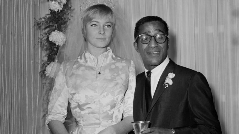 Sammy-davis-may-britt-wedding-1960-1014x570